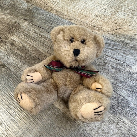 Vintage Small Stuffed Animal Teddy Bear 🧸 - Picture 1 of 6